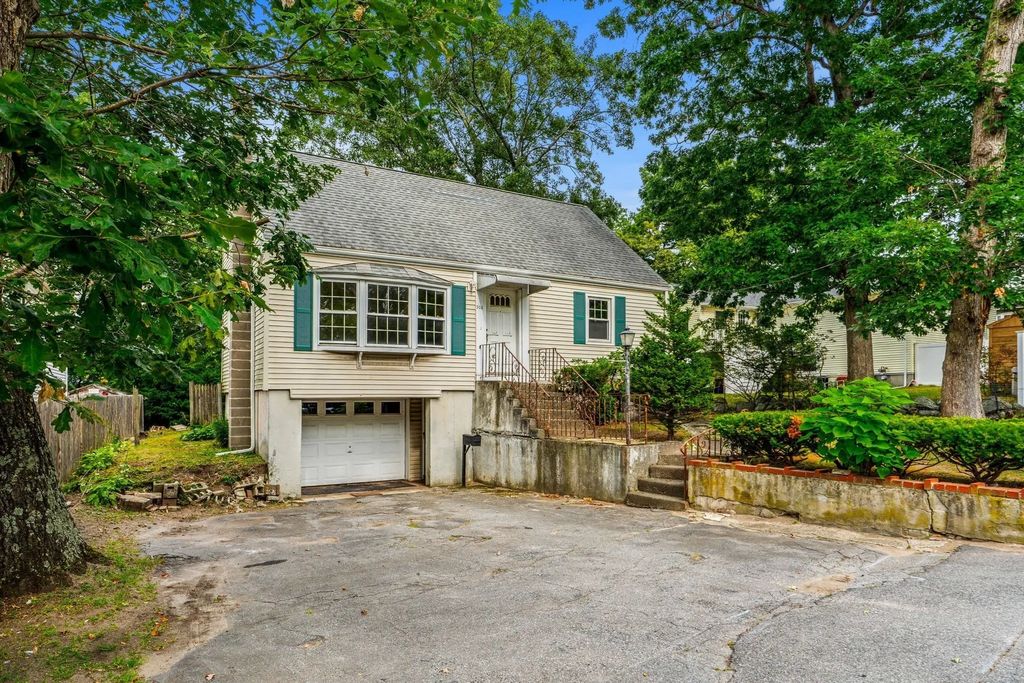 906 Boston Rd, Billerica