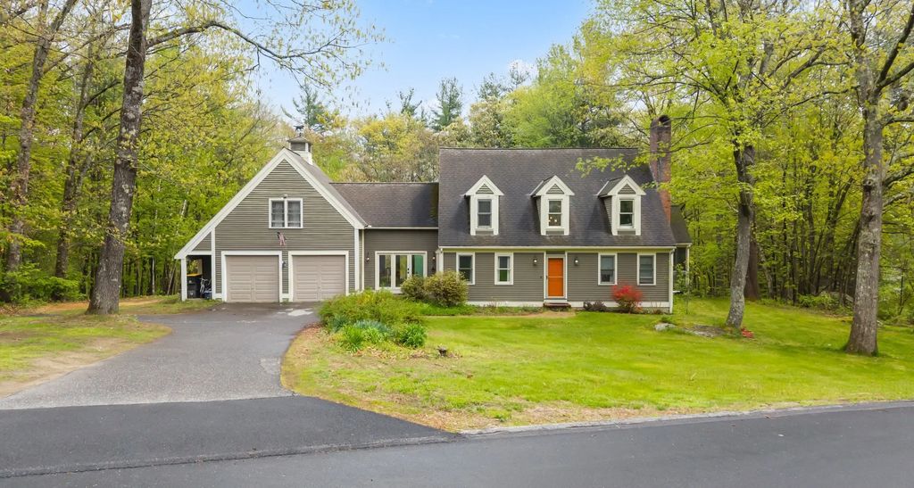 16 Elliott Road, Sterling