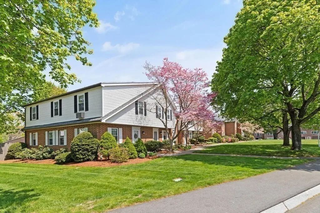 72 E Water St #72, North Andover