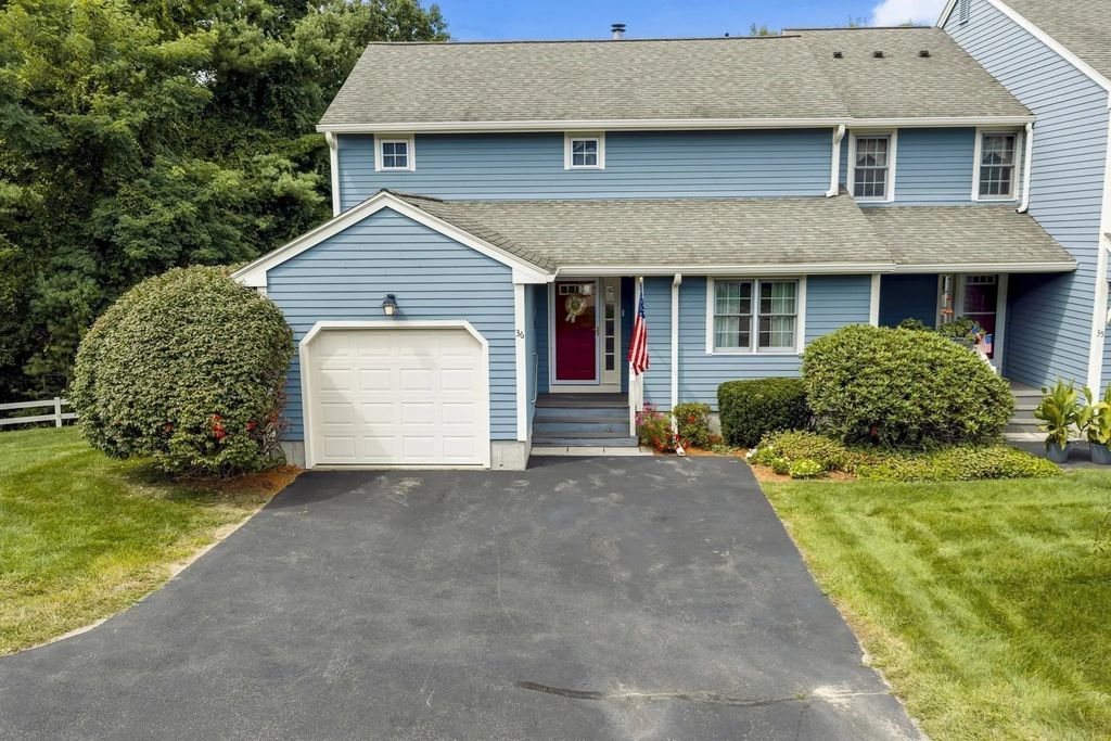 36 Betsy Ross Cir #36, Sturbridge