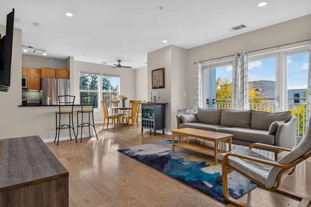 5 Repton Cir #5213, Watertown