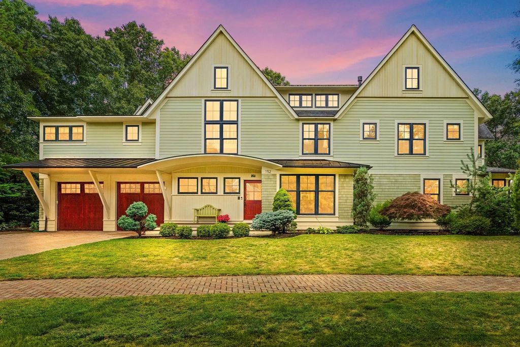 152 Partridge Lane, Concord