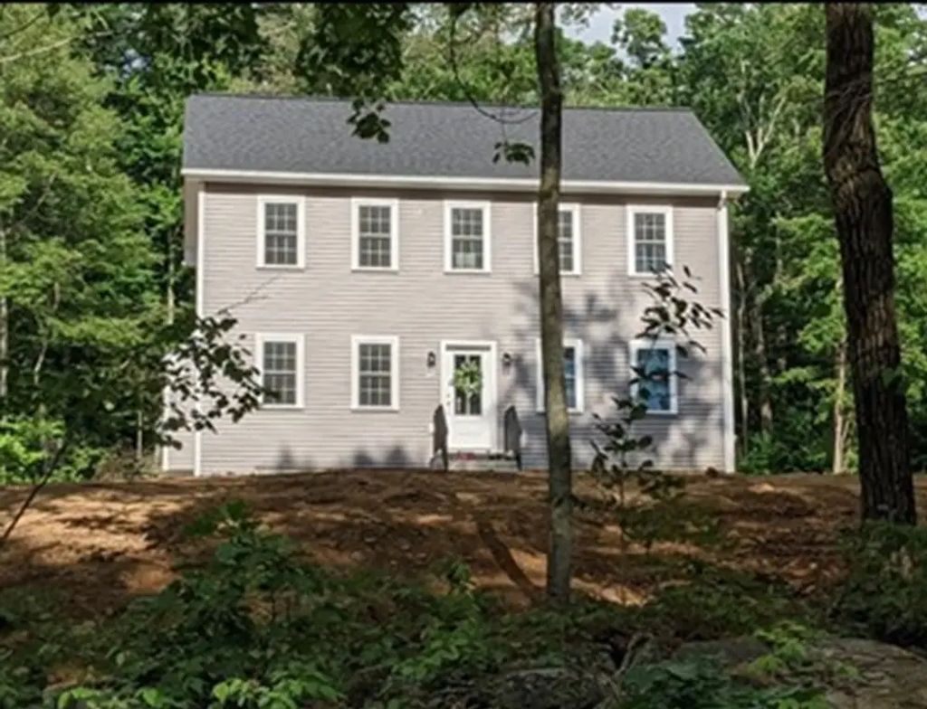 508 Old County Rd., Wales
