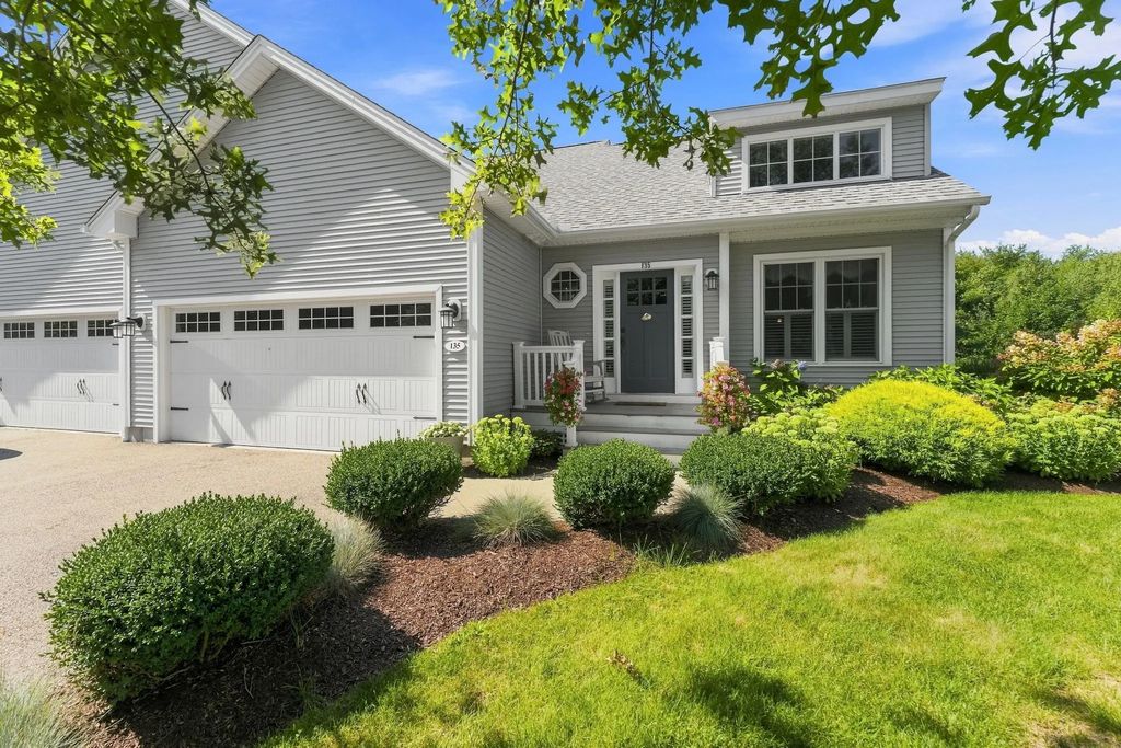135 Brandywyne Ct #135, South Kingstown