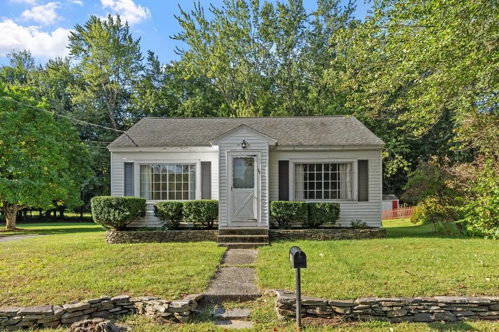 95 West Street, Lunenburg