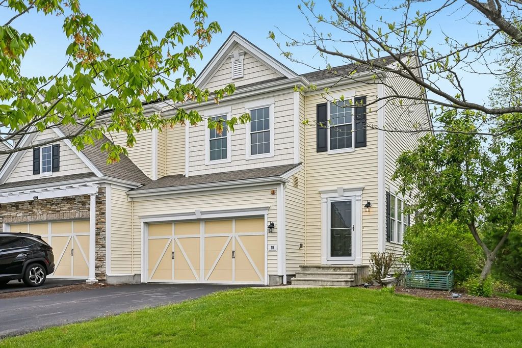 19 Crispwater Way #178, Hopkinton