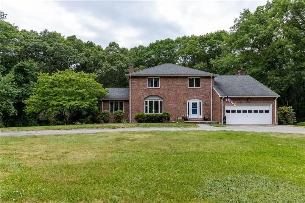 20 Lincoln Drive, North Smithfield