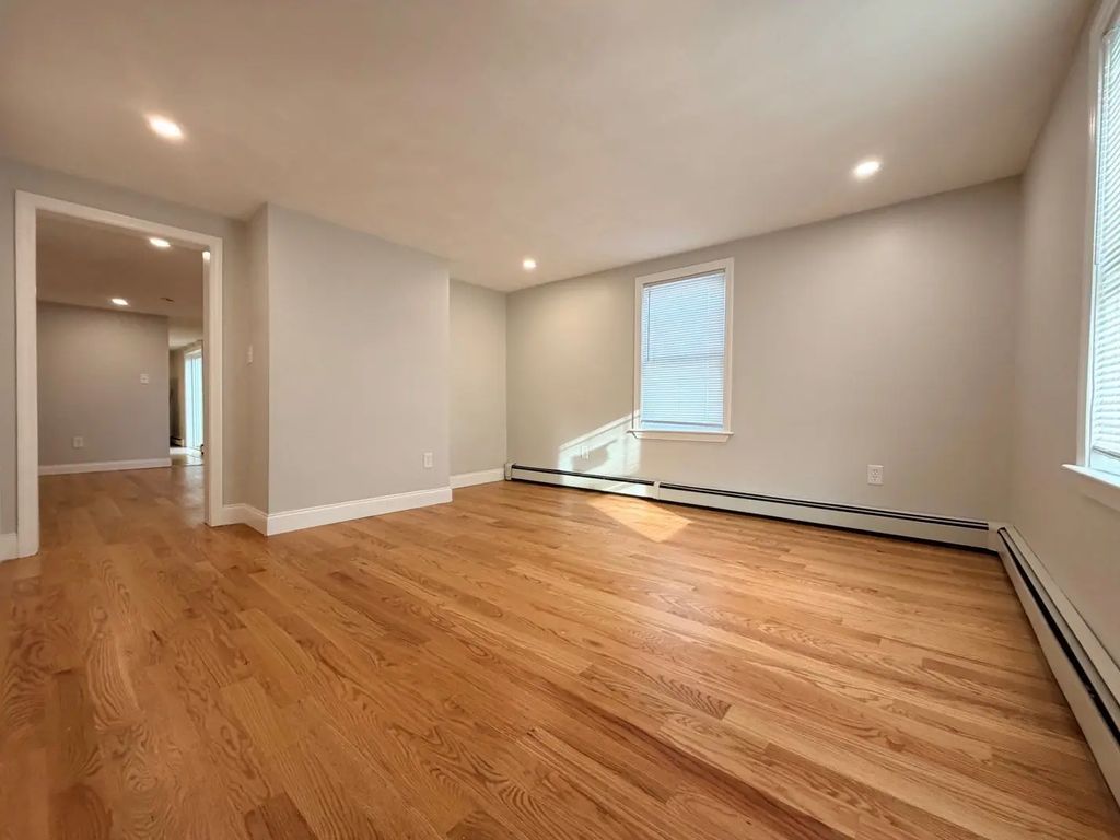 44 Franklin St #44, Medford