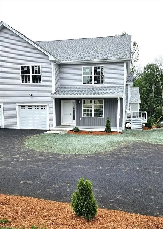 25 North Main Street #a, Charlton