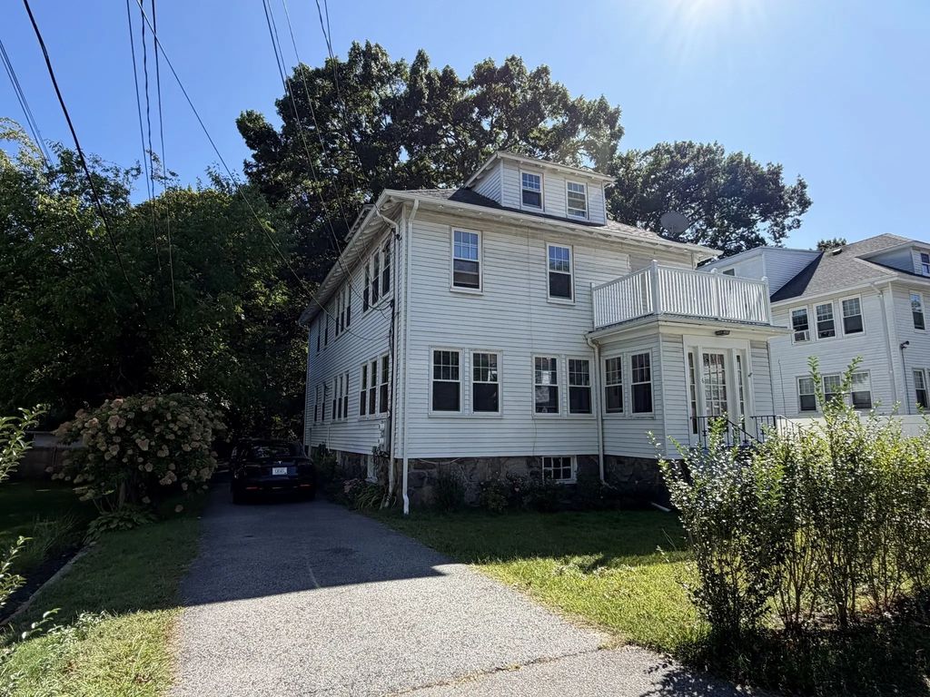 6 Verndale Rd #2, Milton