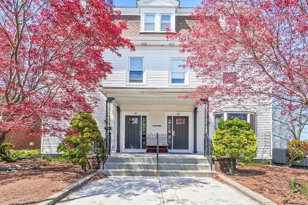 55-57 Crescent St, Waltham