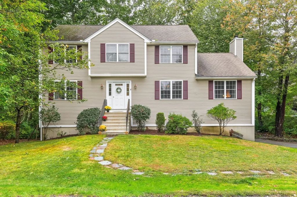4 Commonwealth Ave, Auburn