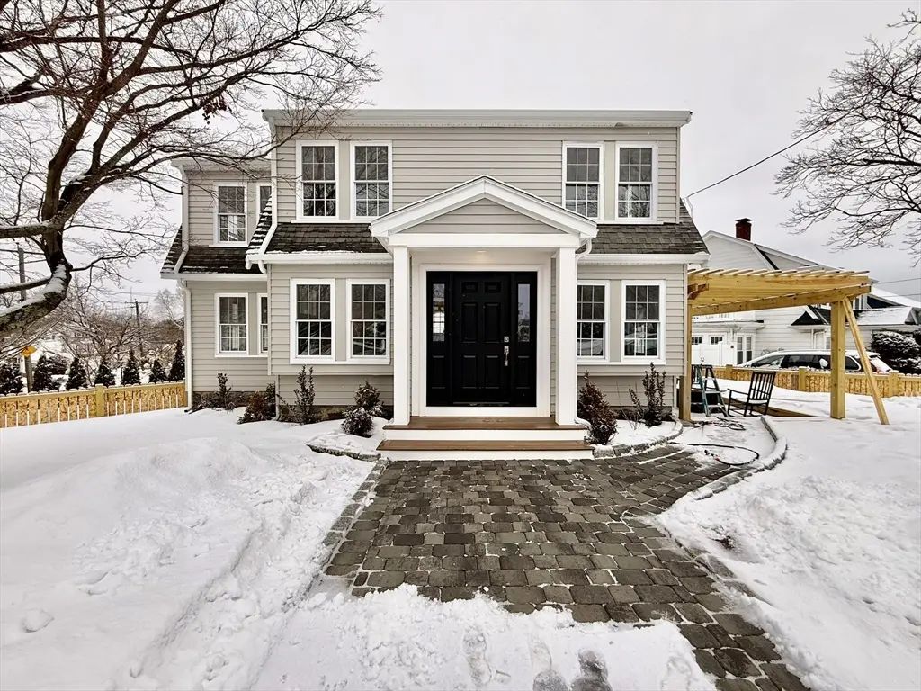 281 Elmwood Ave, Quincy