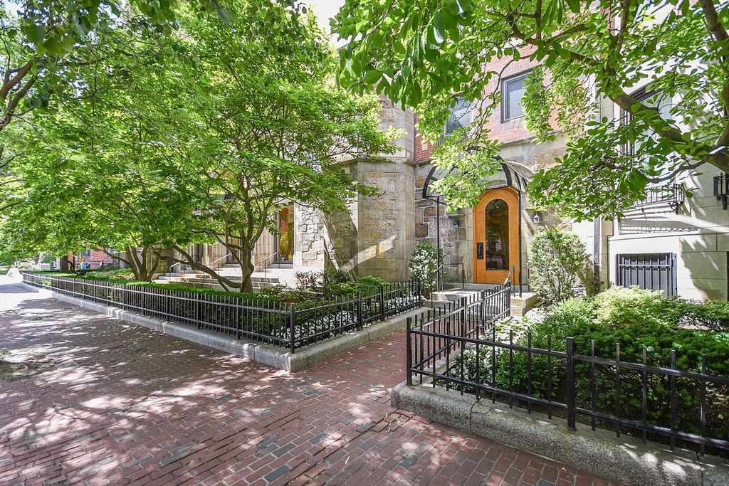 492 Beacon Street #82, Boston