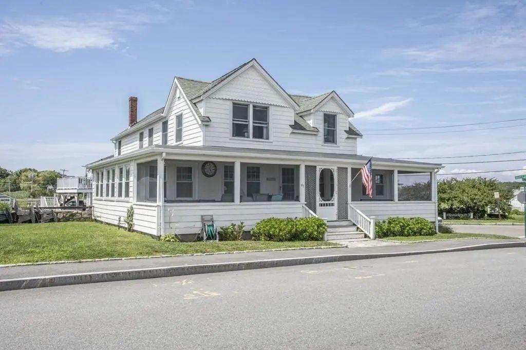 63 Glades, Scituate