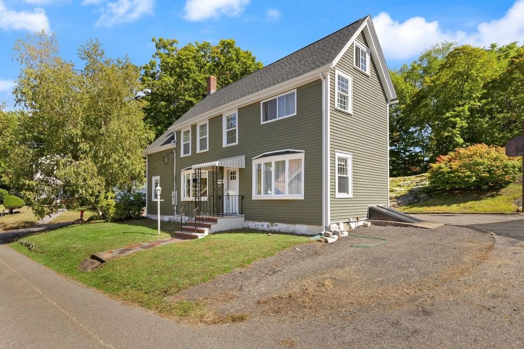 21 Charles St, Woburn