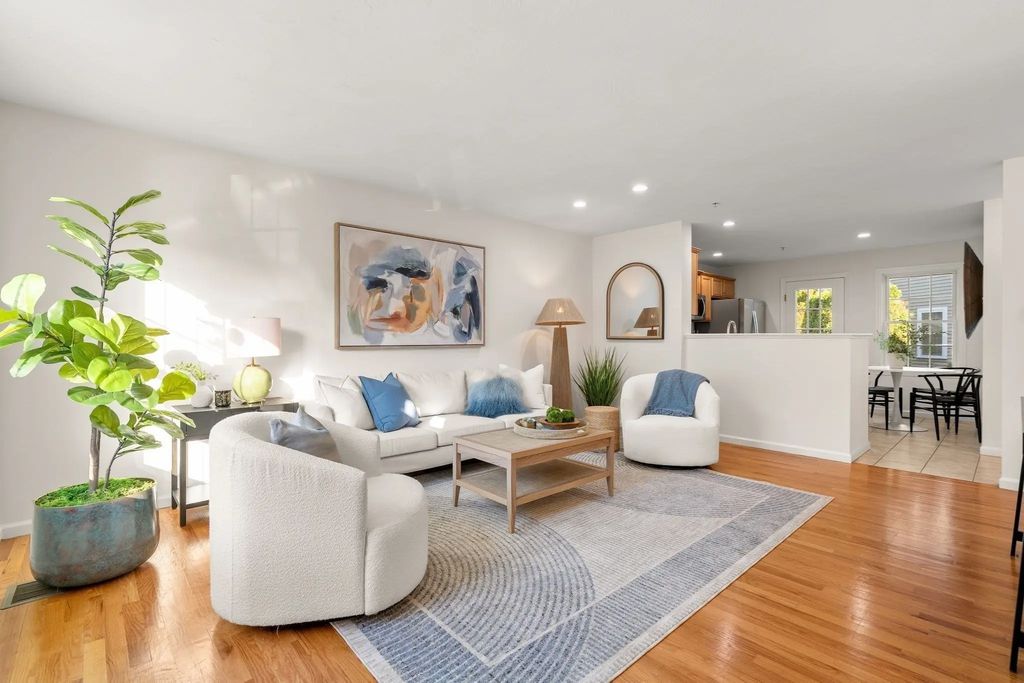 26 Boxberry Ln #26, Rockland