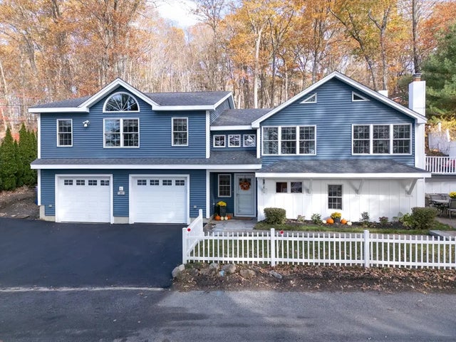 27 Downey St, Hopkinton