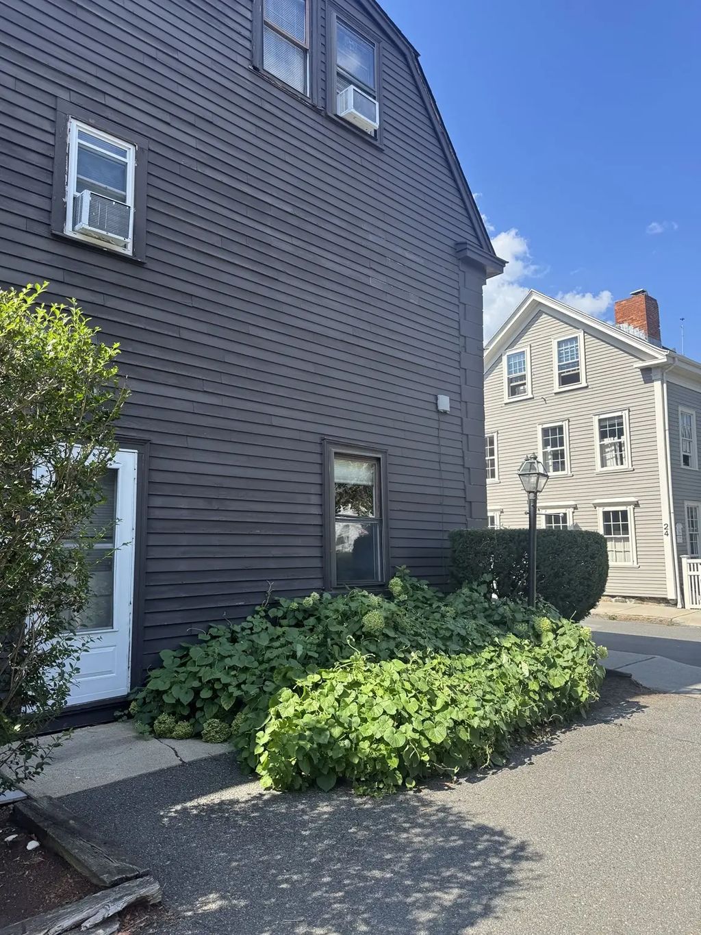 21 State #4, Marblehead