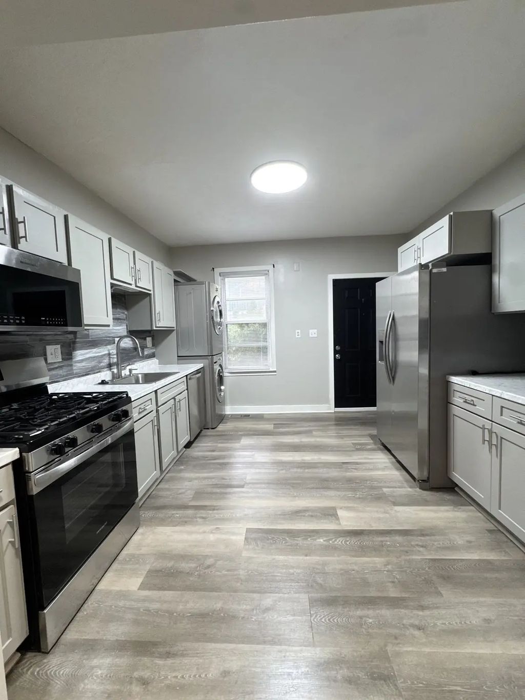 39 Oakwood St #1, Boston