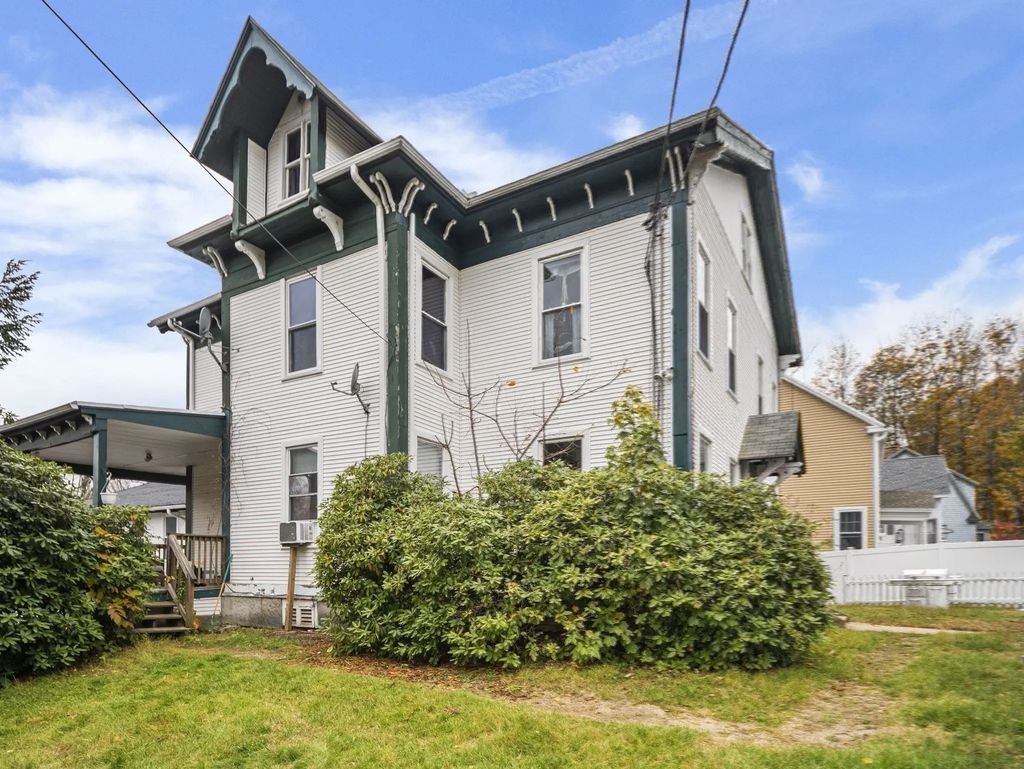 35 Cedar St #6, Gardner
