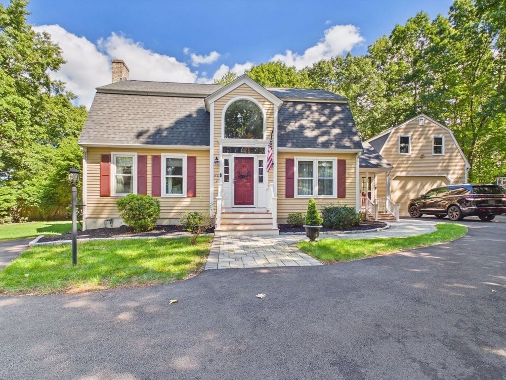 172 Landry Ave, North Attleboro
