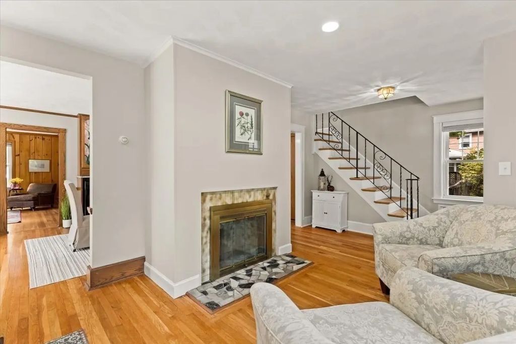 90 Silver St, Randolph