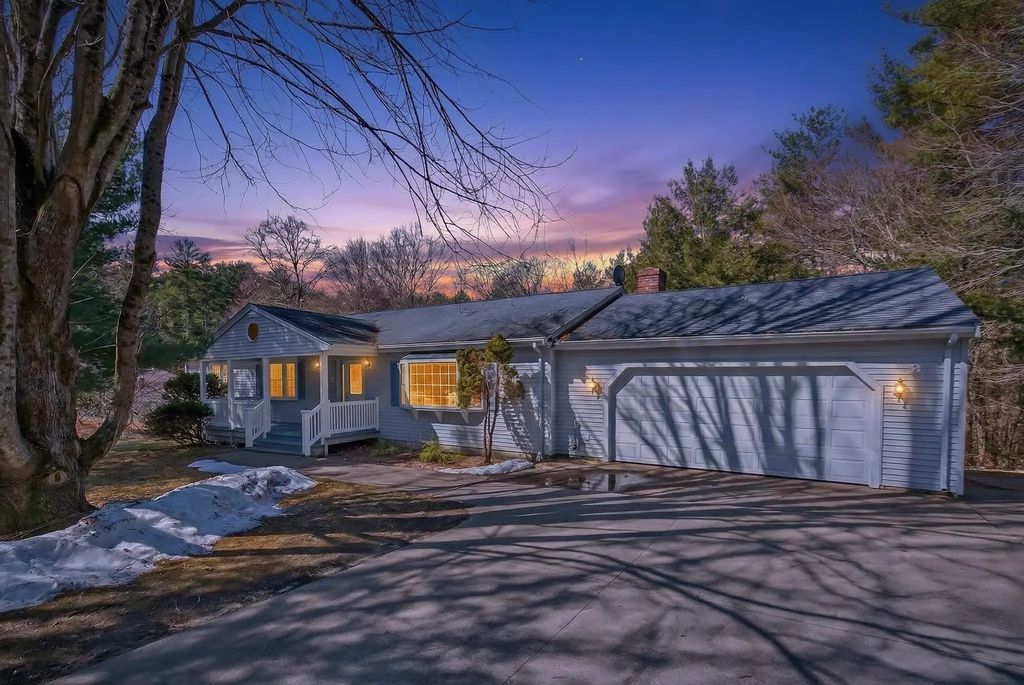 532 Hill St, Raynham