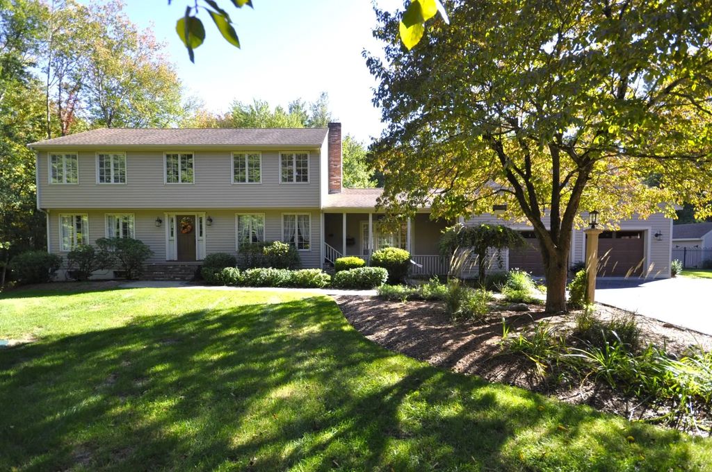34 River Rd, East Bridgewater
