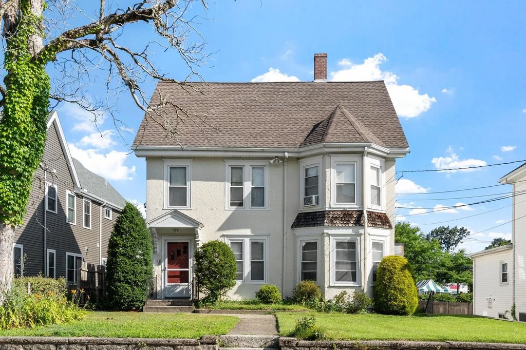 53 Summer St, Natick