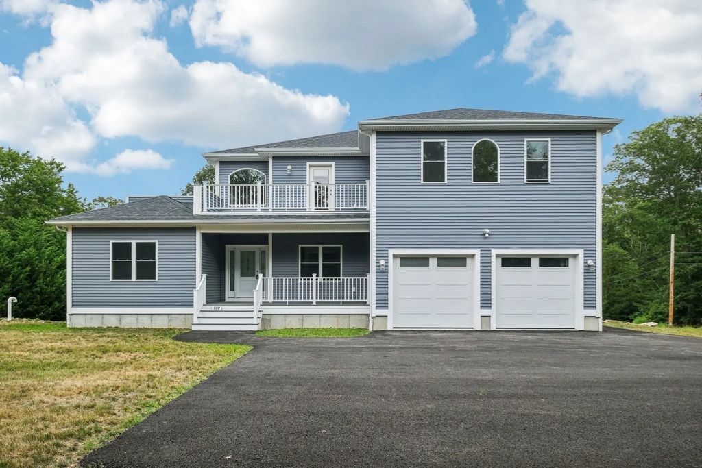 920 Drift Road, Westport
