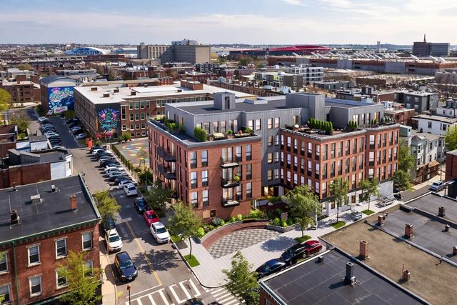 9 Mckay Pl #207, Boston