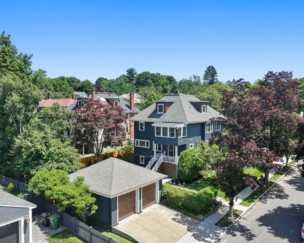 68 Barnard Avenue, Watertown