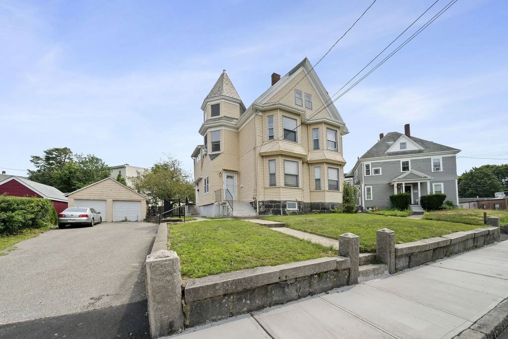 28 Federal Ave #28, Quincy