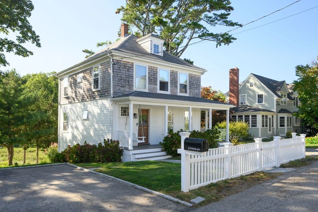 10 Parker Ave, Cohasset
