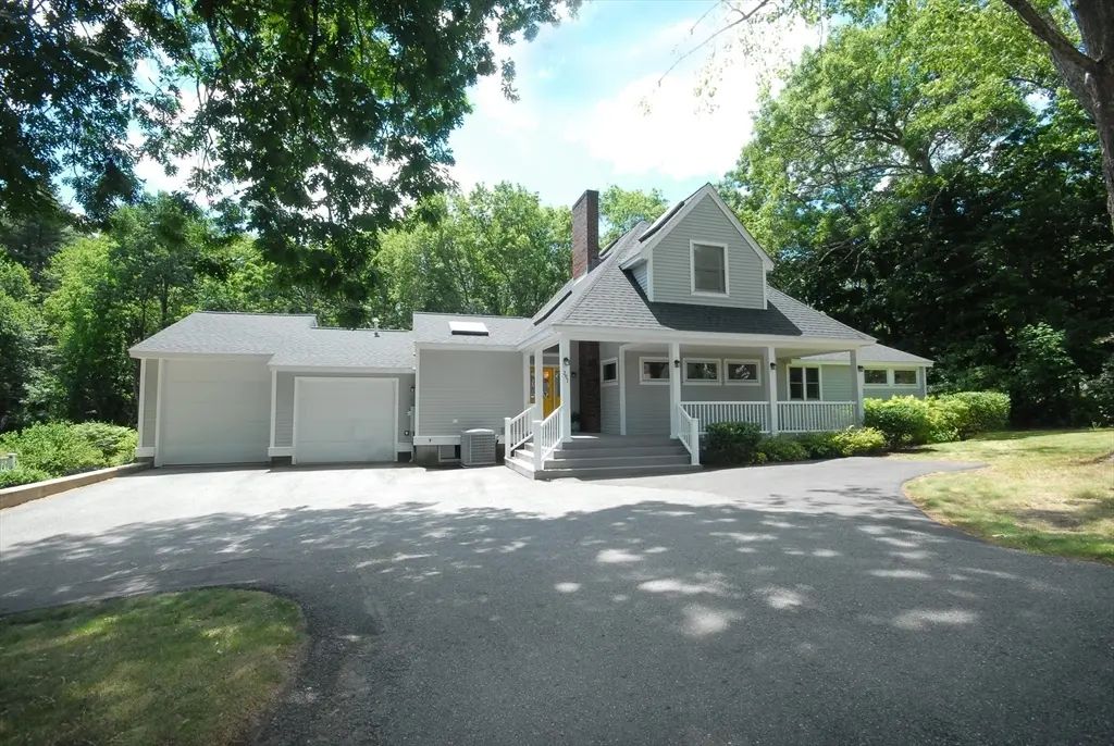 297 Laws Brook Rd, Concord