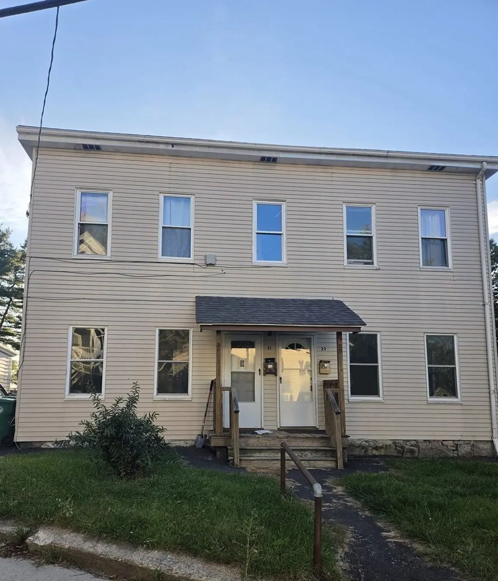 29 Beech St #a, Fitchburg