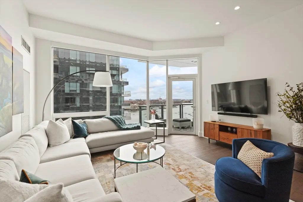 50 Liberty Dr #11l, Boston