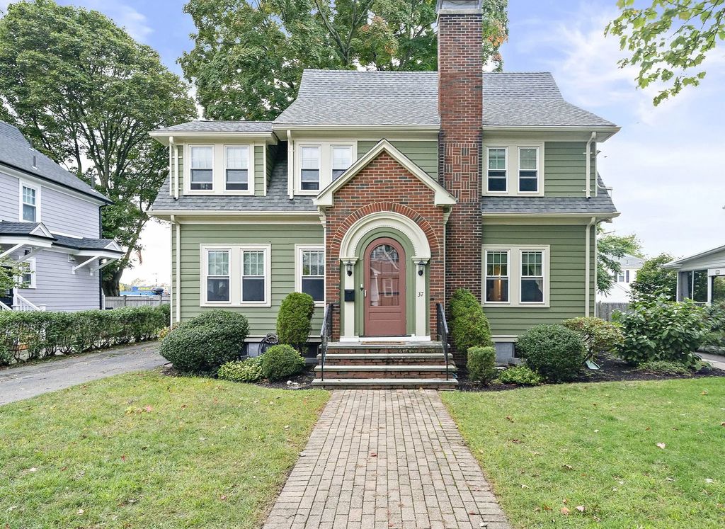 37 Theresa Rd, Quincy