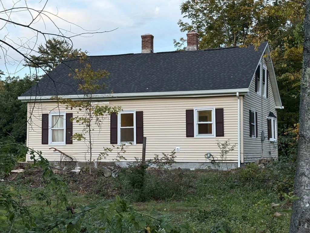 221 Aldrich Street, Belchertown