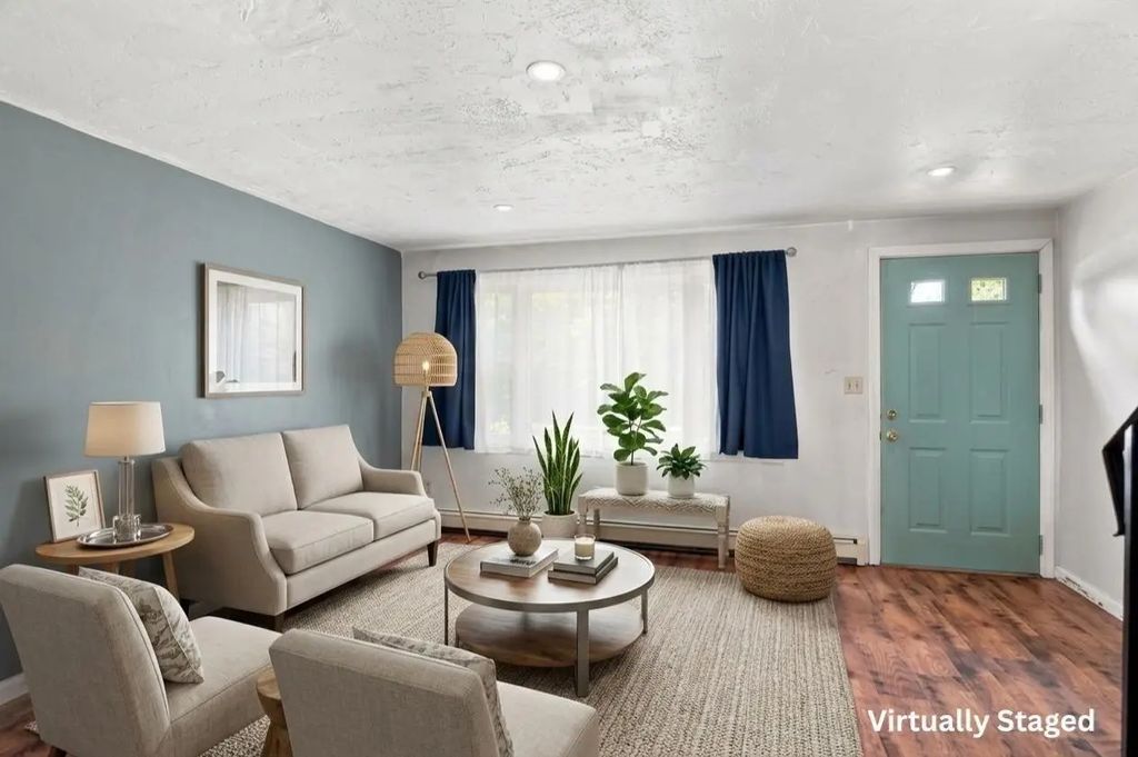 322 Bedford St #322, East Bridgewater
