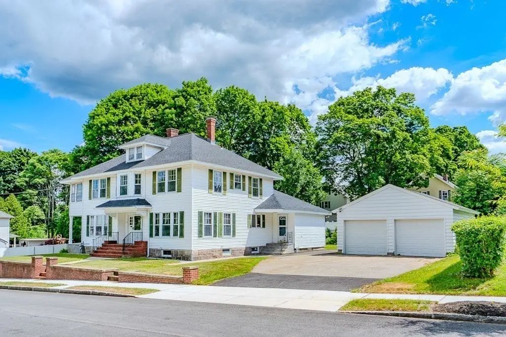 35 Barasford Avenue, Lowell