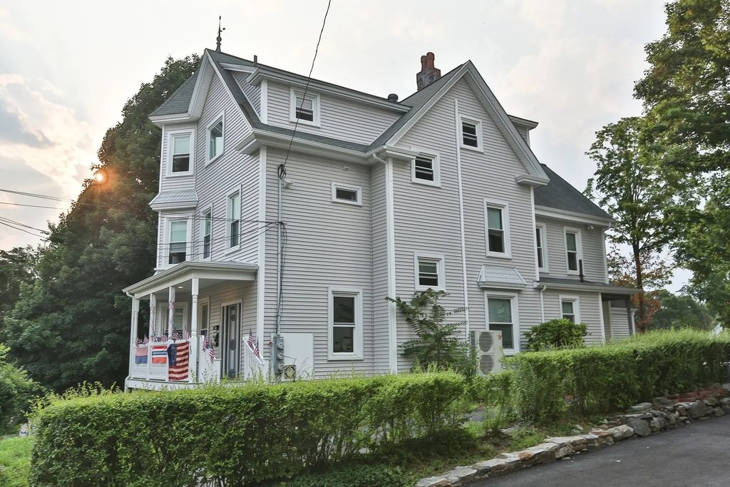 52 Shawmut Ave, Marlborough