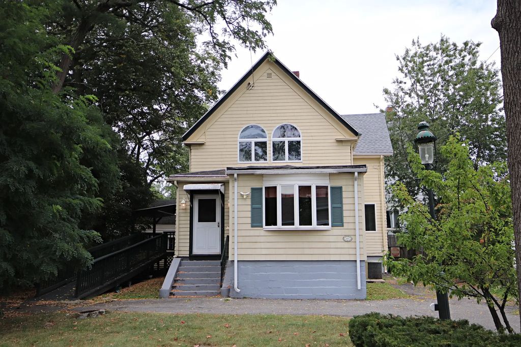 14 Dodge St, Malden