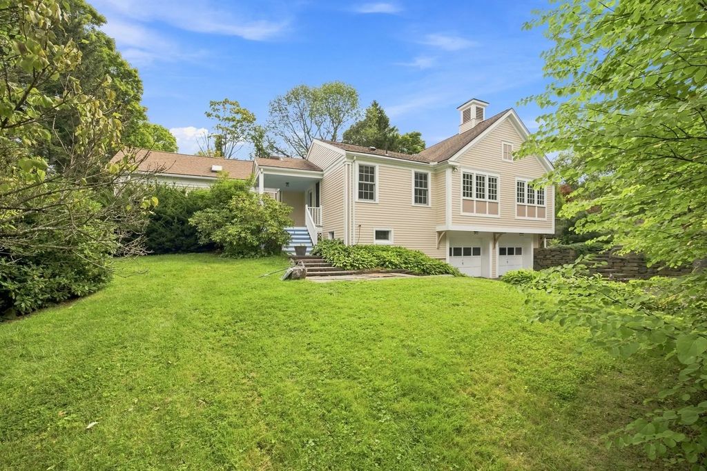 128 Leverett Rd, Shutesbury