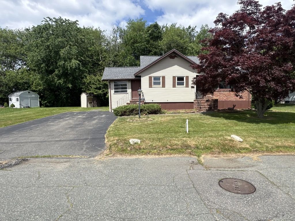 72 Kurland Ave, Brockton