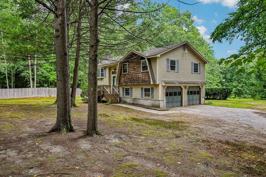35 Davidson Ave, Merrimack