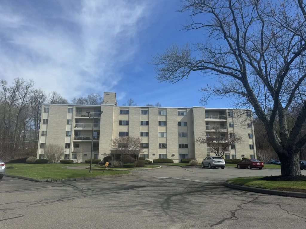 300 Park Terrace Dr. #322, Stoneham