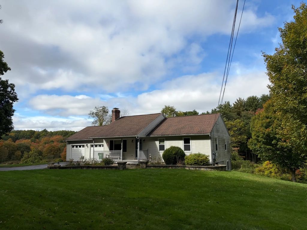 82 George Allen Rd, West Brookfield