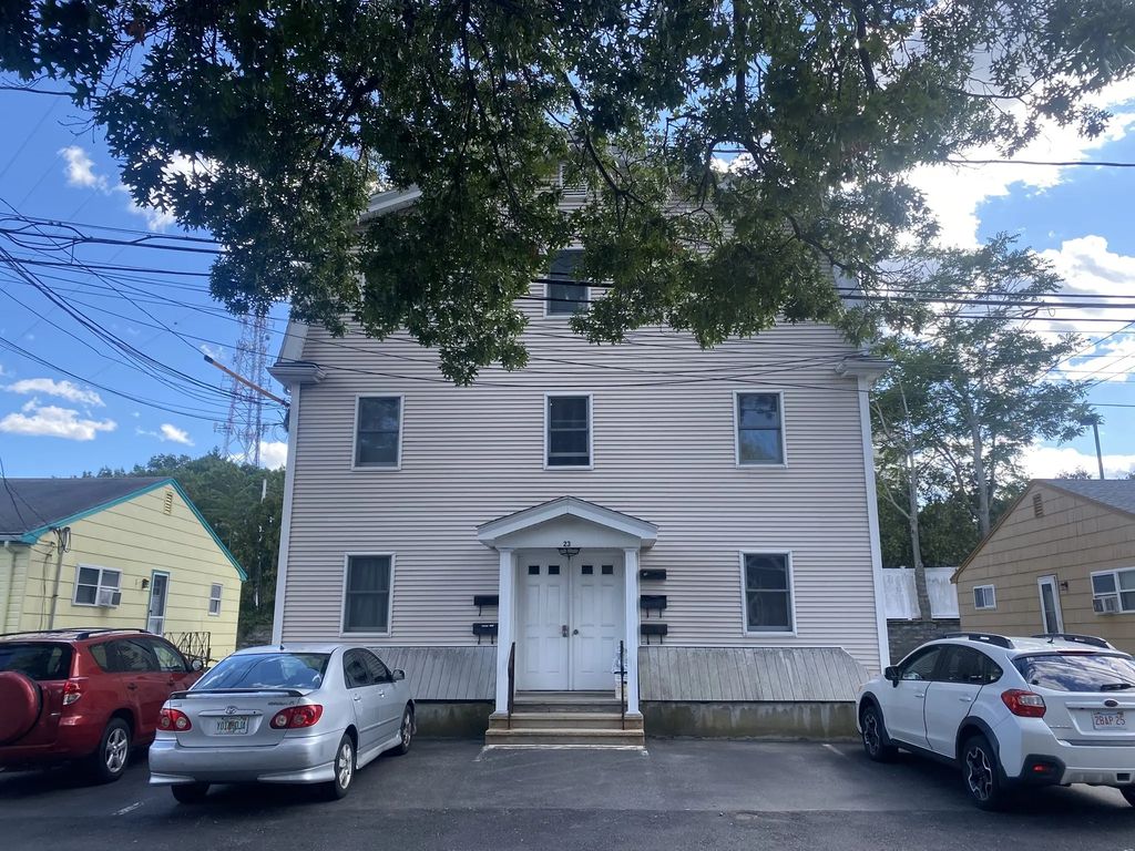 11 Highland Ter #3, Needham
